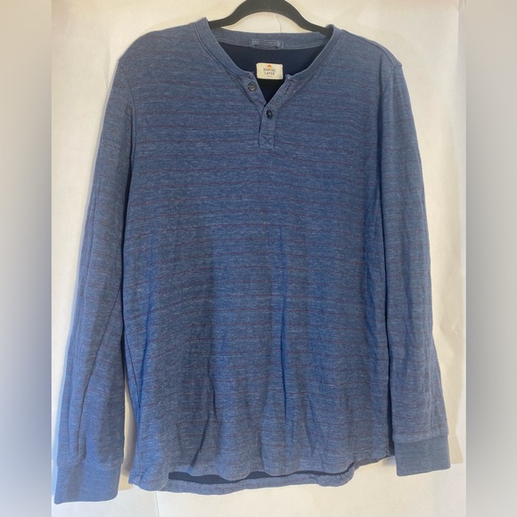 Marine Layer Men’s Long Sleeve Henley Shirt Blue w/Red Pin Stripe Size Medium - Picture 2 of 7